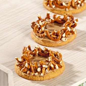 Easter-Recipe-Crown-Of-Thorns-Snack Easter Recipe Crown Of Thorns Snack